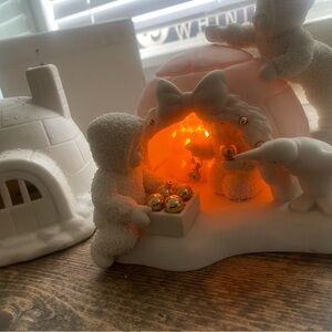 2001 Dept 56 Snowbabies Figurine Igloo w/ Light “I’ll Be Home For Christmas”